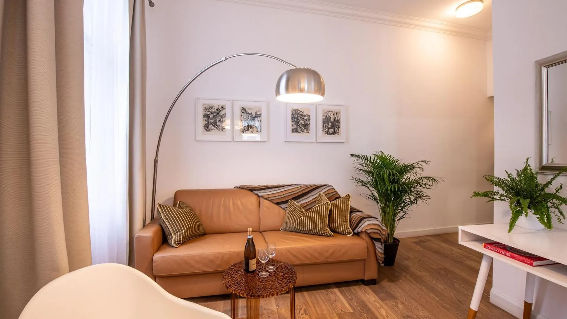 Apartment Modern Downtown Apt - Renovated, On Ideal Location Prague Czech Republic